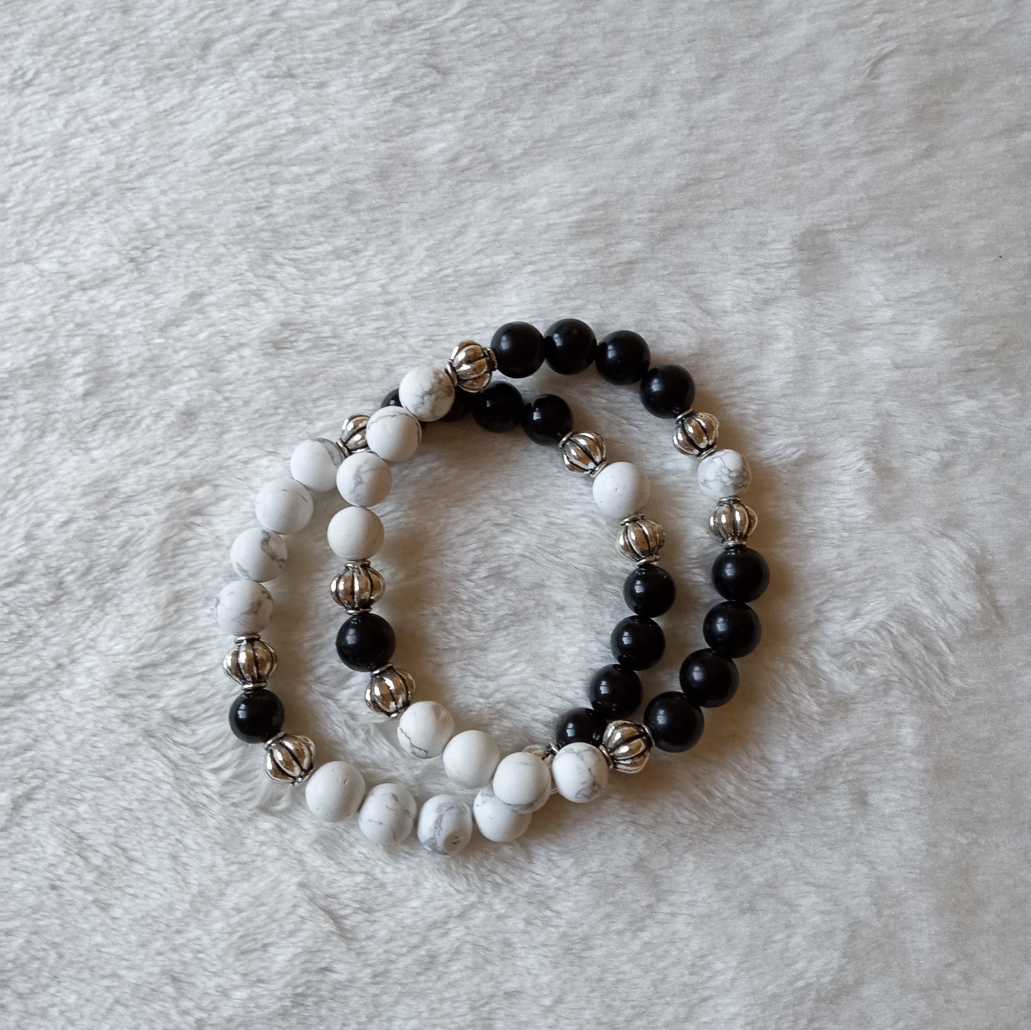 Obsidian and Howlite Gemstone Bracelet