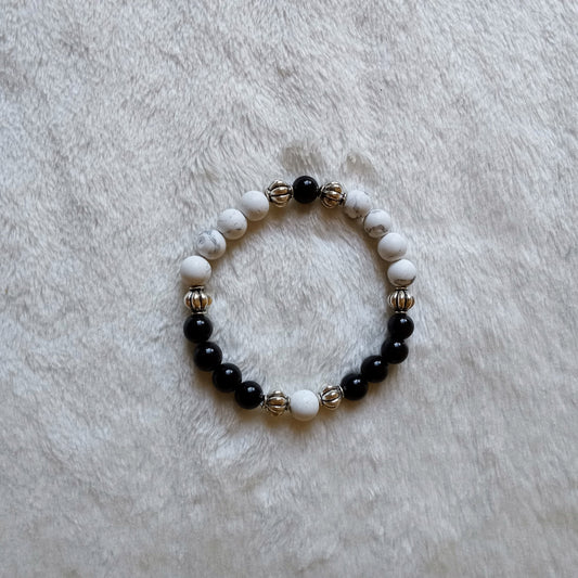 Obsidian and Howlite Gemstone Bracelet